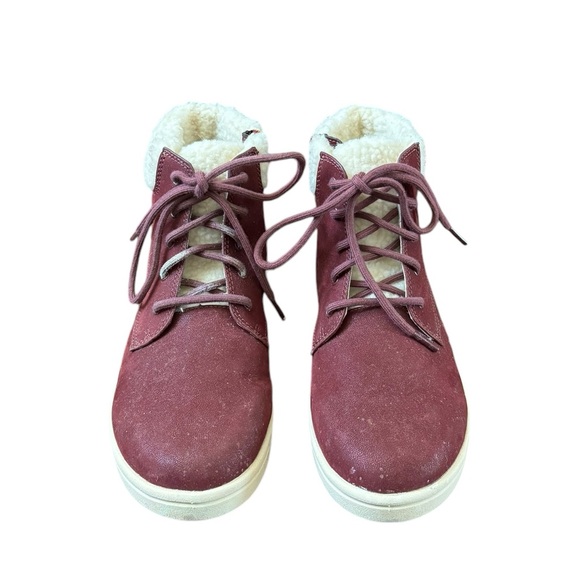 CLOUDSTEPPERS by Clarks Step Glow Jay Burgundy size 9.5 - Picture 2 of 10